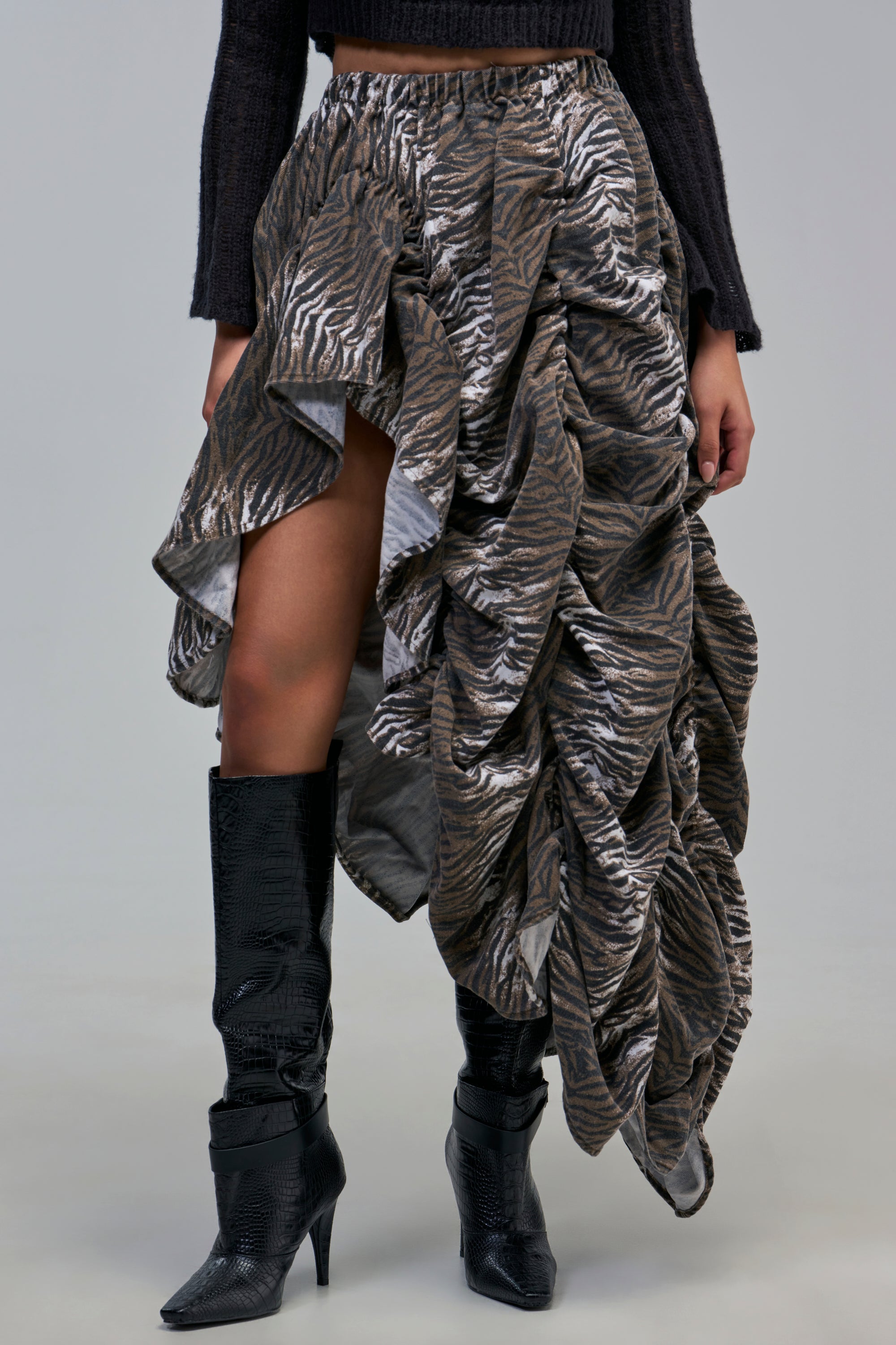 ALL OVER THE PLACE RUCHED MIDI SKIRT