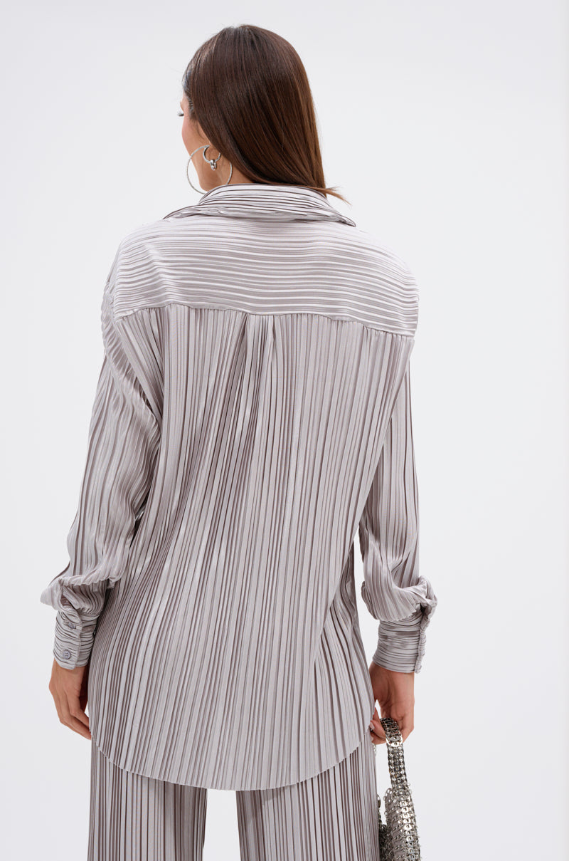 ALIA SLINKY BUTTON DOWN