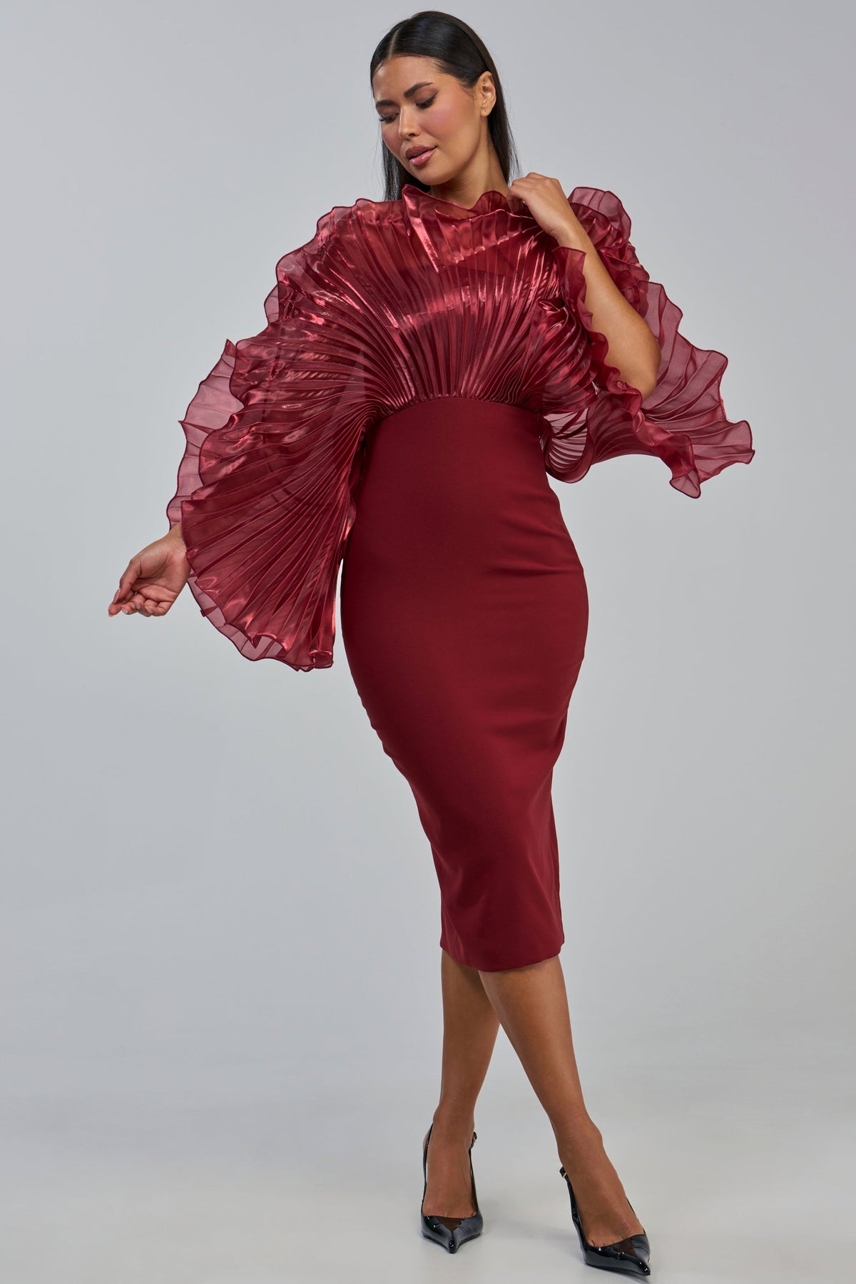 BY THE SEA SHORE BANDAGE MIDI DRESS IN BURGUNDY