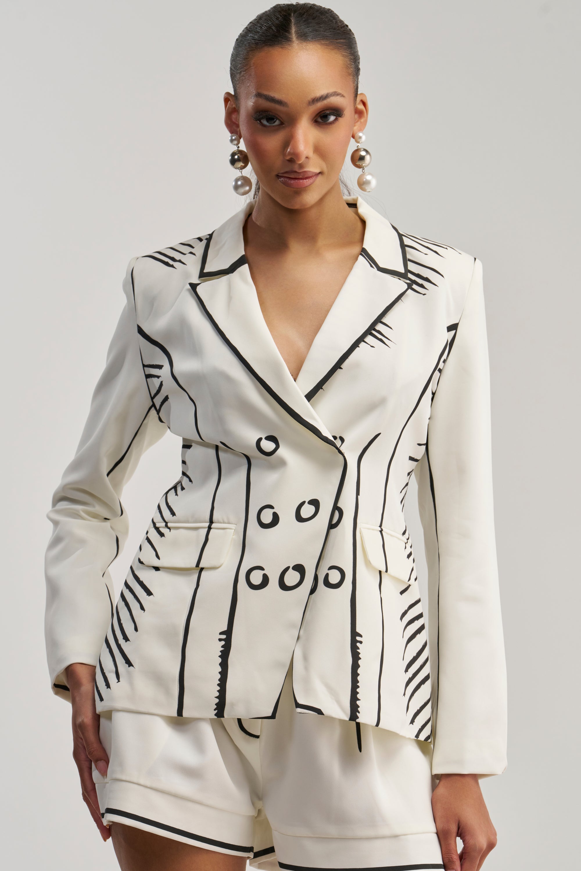 BLANK SPACE BLAZER
