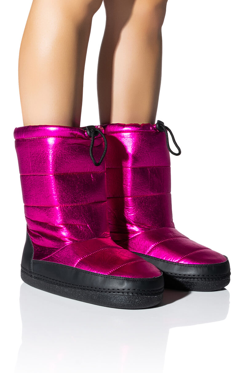 AZALEA WANG BECKY METALLIC WARM LINED BOOTIE IN PINK