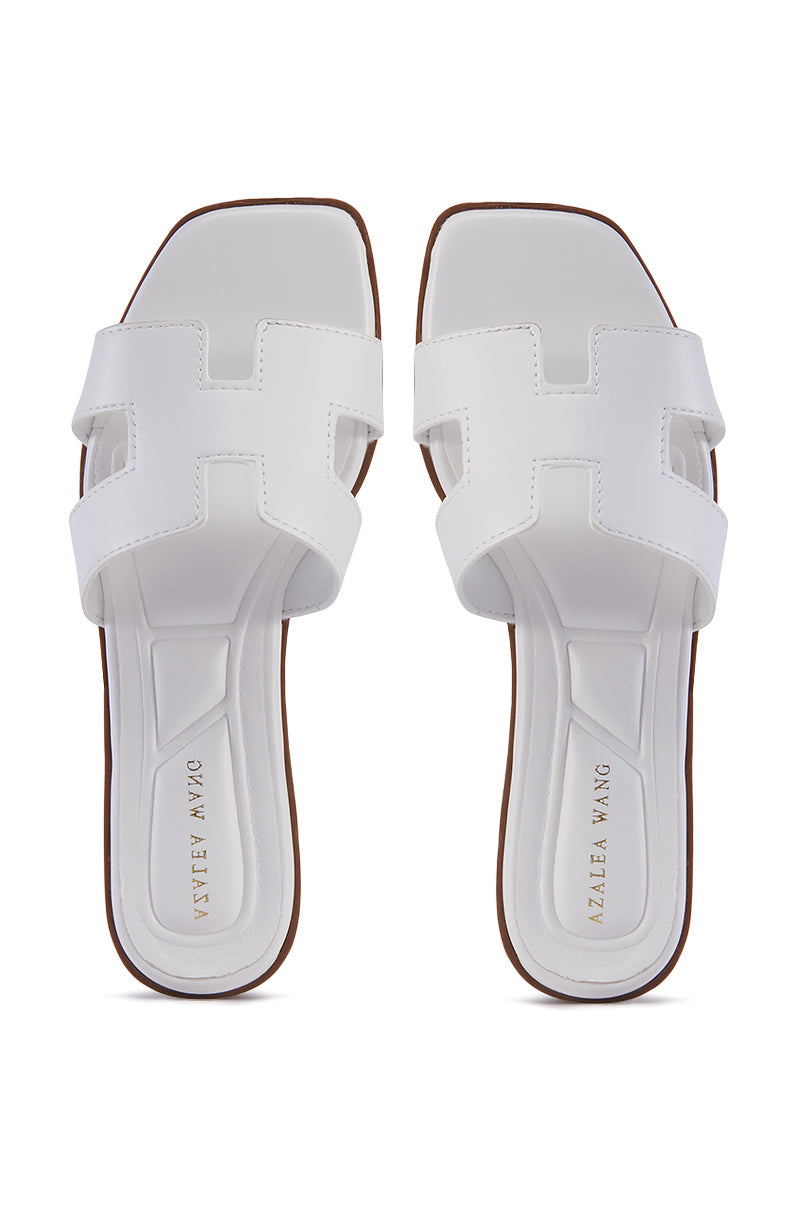 AZALEA WANG HOWDY WHITE FLAT SANDAL