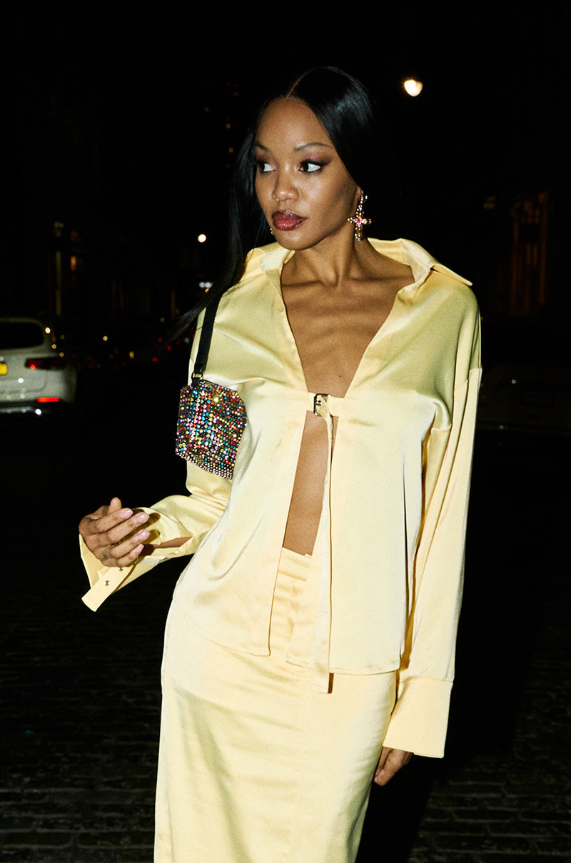 BELLISSIMA SATIN FINISH COLLARED BLOUSE IN YELLOW